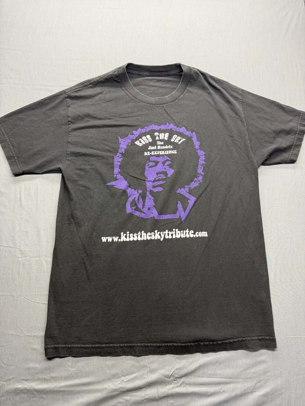 Kiss The Sky The Jimi Hendrix Re-Experience Graphic T-Shirt